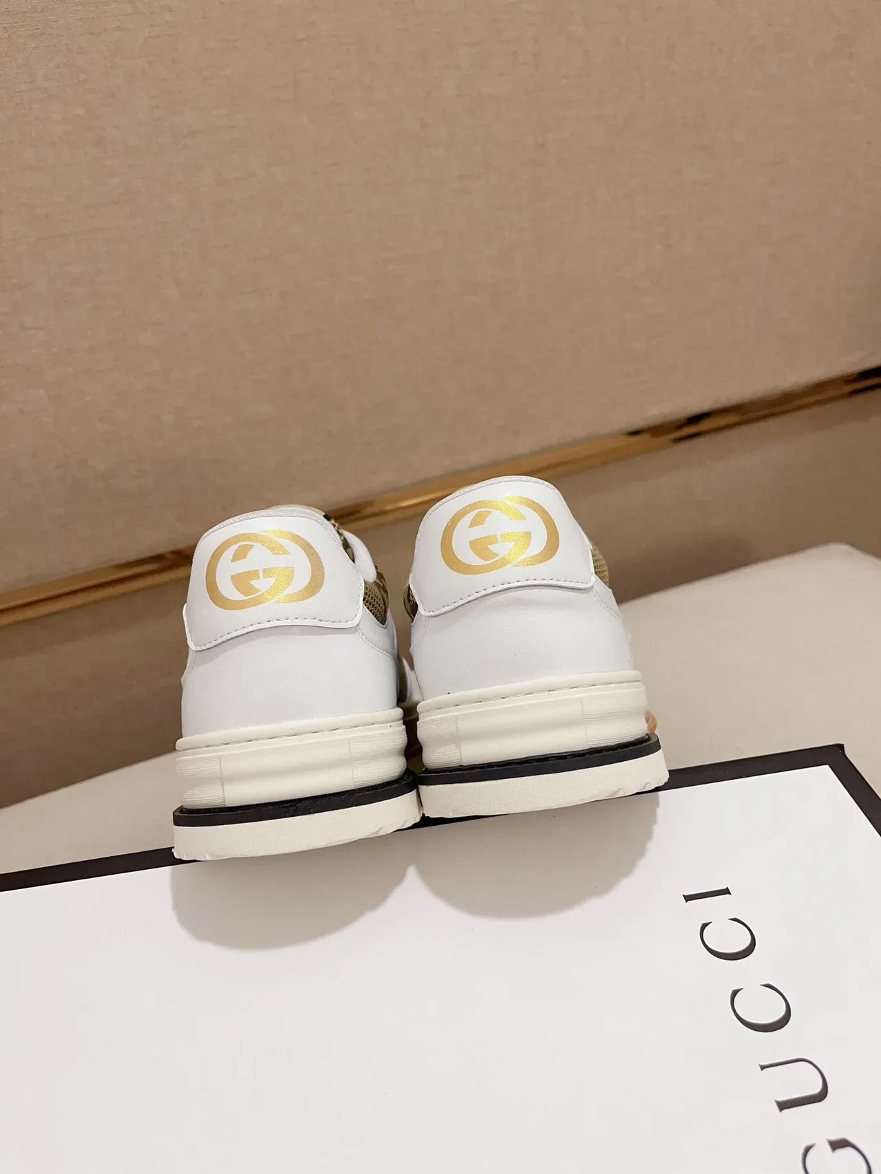 Gucci Tennis 1977 Brancos e Bege GG Monogram Tênis Lifestyle 8