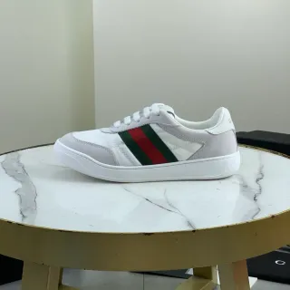 Gucci Tennis 1977 أبيض و رمادي Web Stripe لايف ستايل سنيكرز