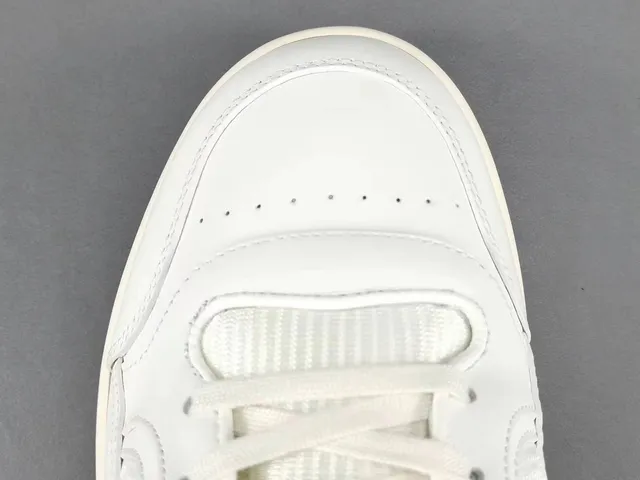 Gucci Tennis 1977 White and Gum Lifestyle Sneakers 10