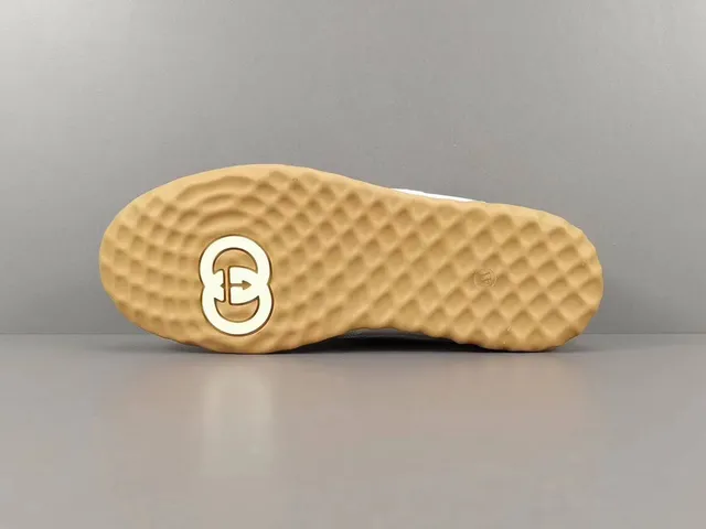 Gucci Tennis 1977 White and Gum Lifestyle Sneakers 13