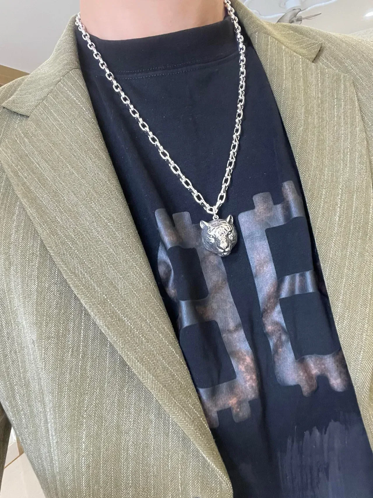 Gucci Tiger Head Pendant Silver-Tone Chain Necklace 5
