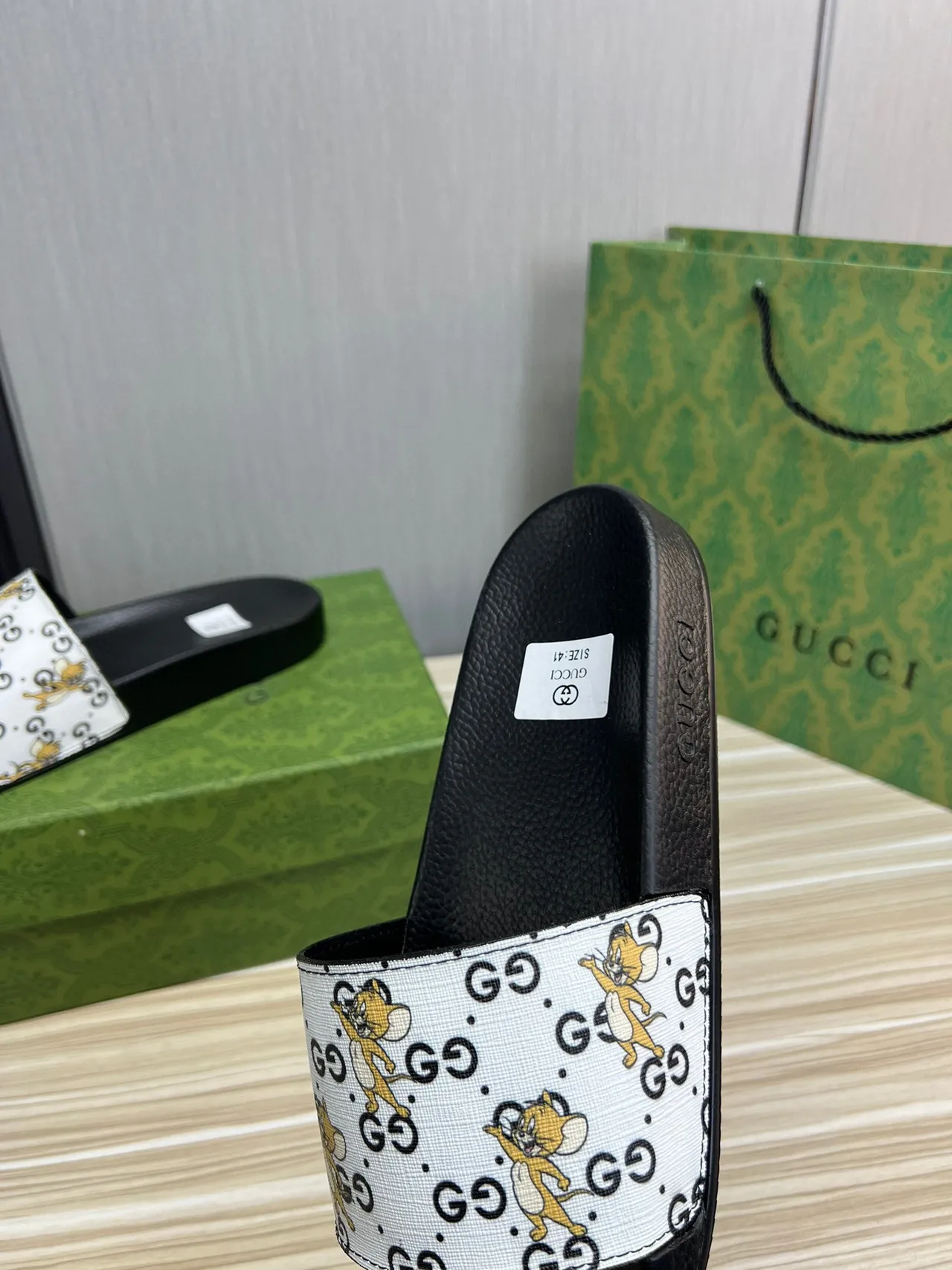 Gucci Tom & Jerry GG مطبوع مائل 4