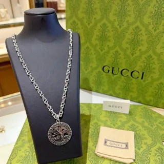 Gucci Pendentif Arbre de la Vie Chaîne Plateée