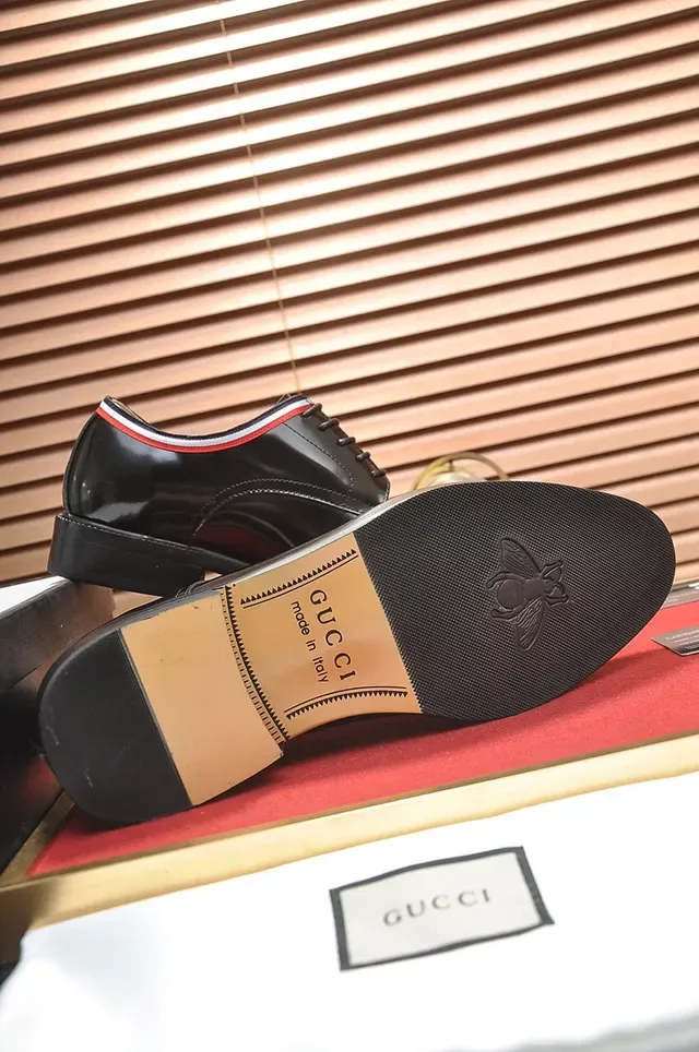 Gucci Web-Trimmed أحذية أوكسفورد أسود 4