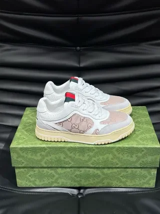 Gucci White Beige Monogram Canvas Web-Tongue Detail Lifestyle Sneakers 3
