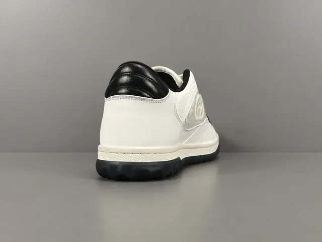 Gucci Sneakers Lifestyle Blanc et Noir Low-Top Cuir-Mesh Hybride 14