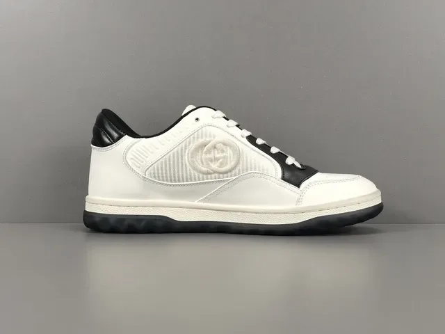 Gucci Sneakers Lifestyle Blanc et Noir Low-Top Cuir-Mesh Hybride 18
