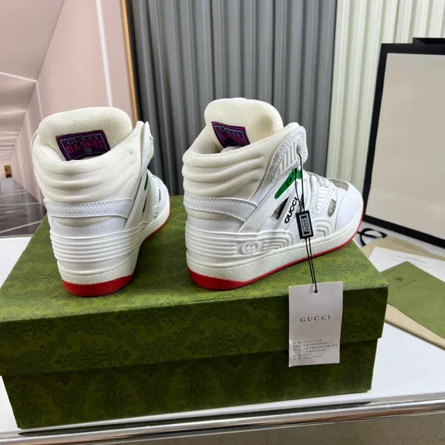 Gucci Tênis Lifestyle Branco e Vermelho de Cano Alto com Camadas de Sintético 7