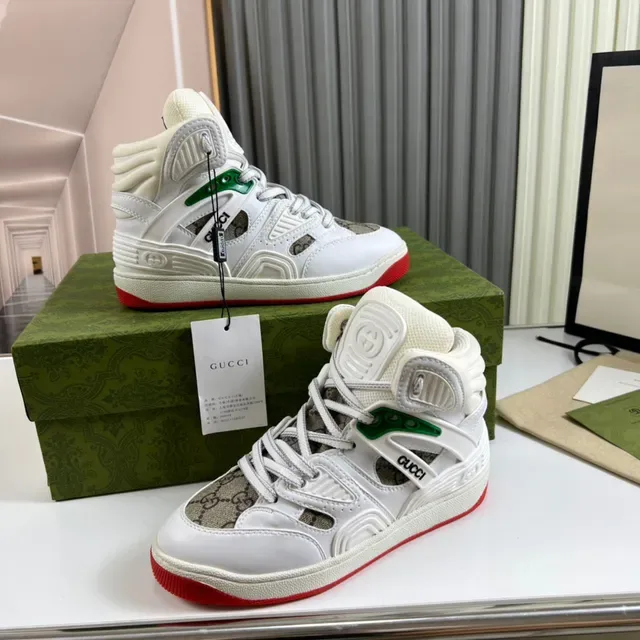 Gucci Tênis Lifestyle Branco e Vermelho de Cano Alto com Camadas de Sintético 8
