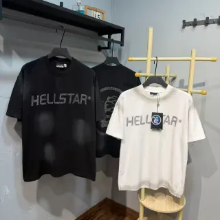 تيشيرت Hellstar أوفرسايز بياقة دائرية وشعار راينستون