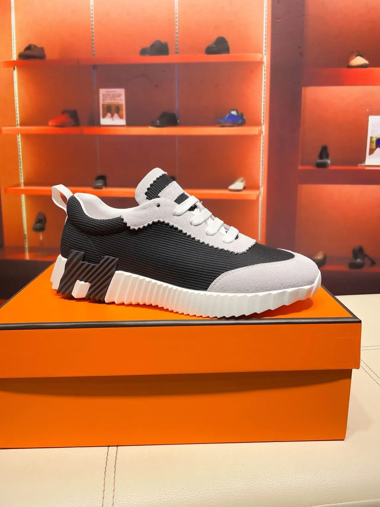 Hermès Black Gray Sculpted Ridged Midsole Mesh Upper Lifestyle Sneakers 5