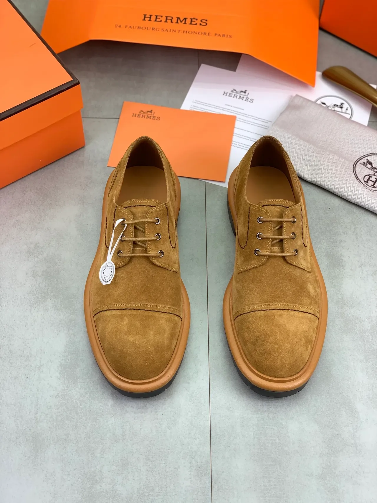 Hermès Brown Beige Suede Cap-Toe Contrast Topstitching Derby Shoes 6