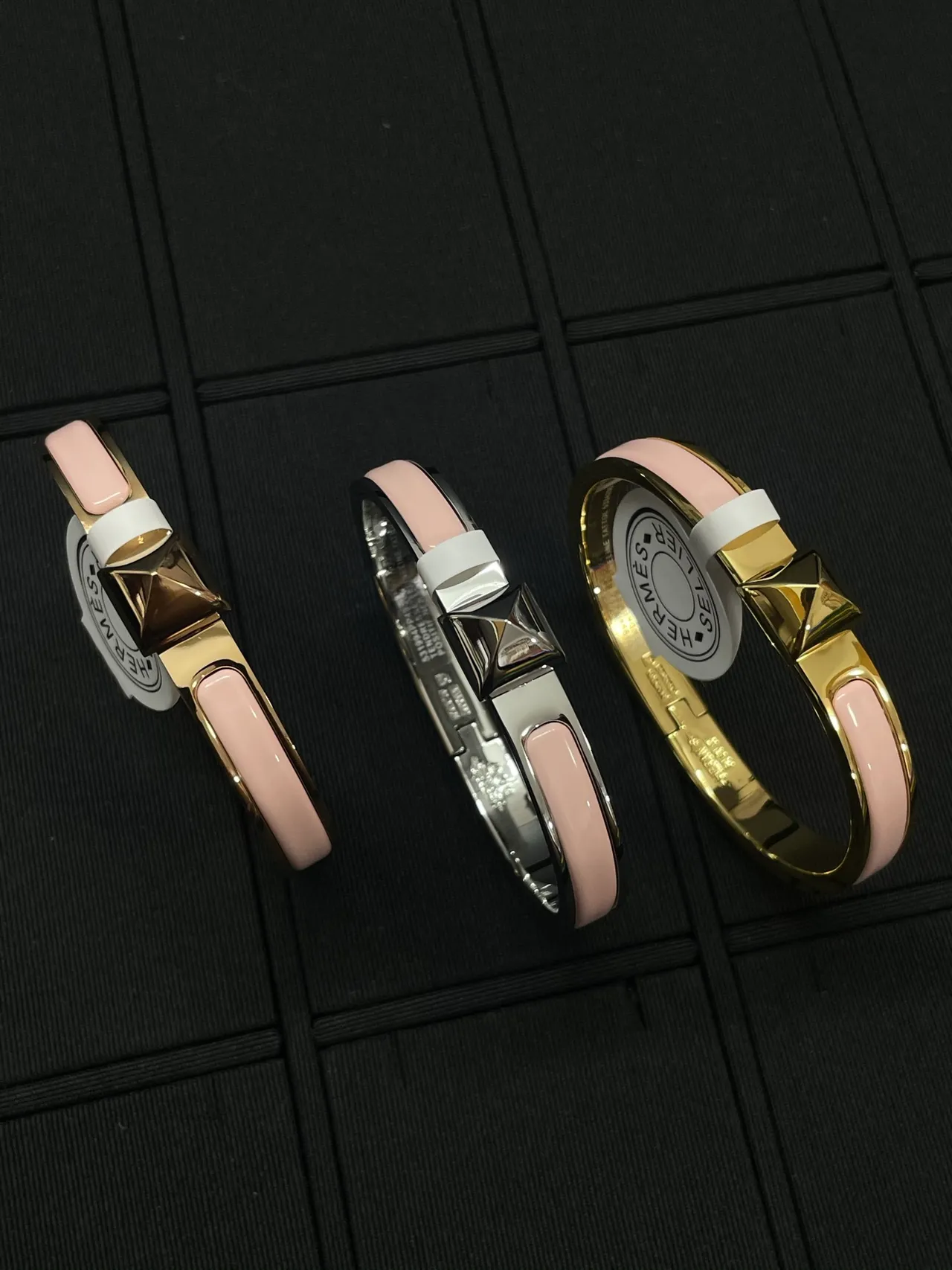 Hermès Collier de Chien White Enamel Gold and Palladium Bracelets 3