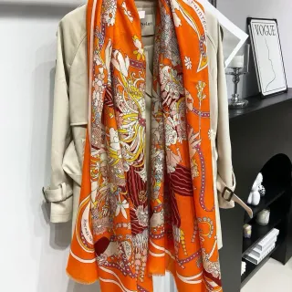 Hermès Danse du Printemps नारंगी रेशम स्कार्फ