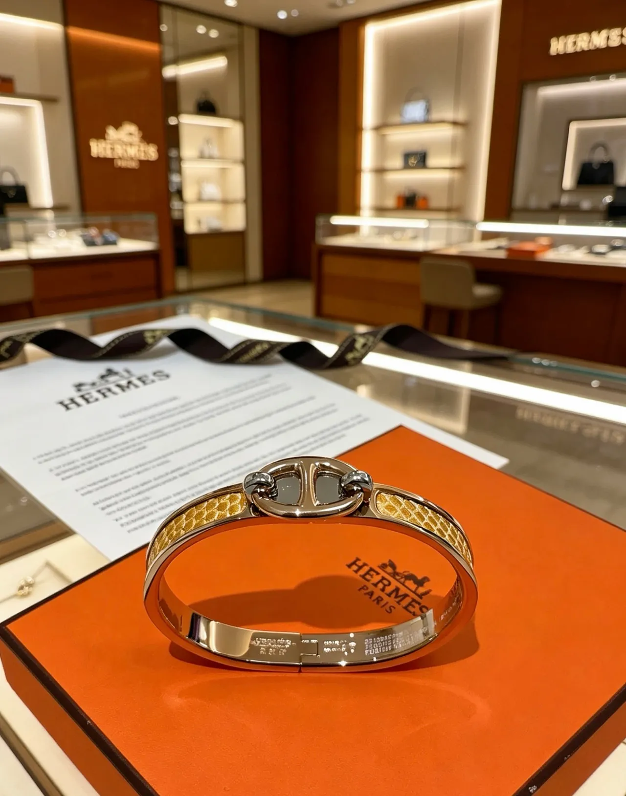 Hermès Gold Brown H-Shaped Toggle Clasp Snakeskin-Textured Inlay Bracelet 8
