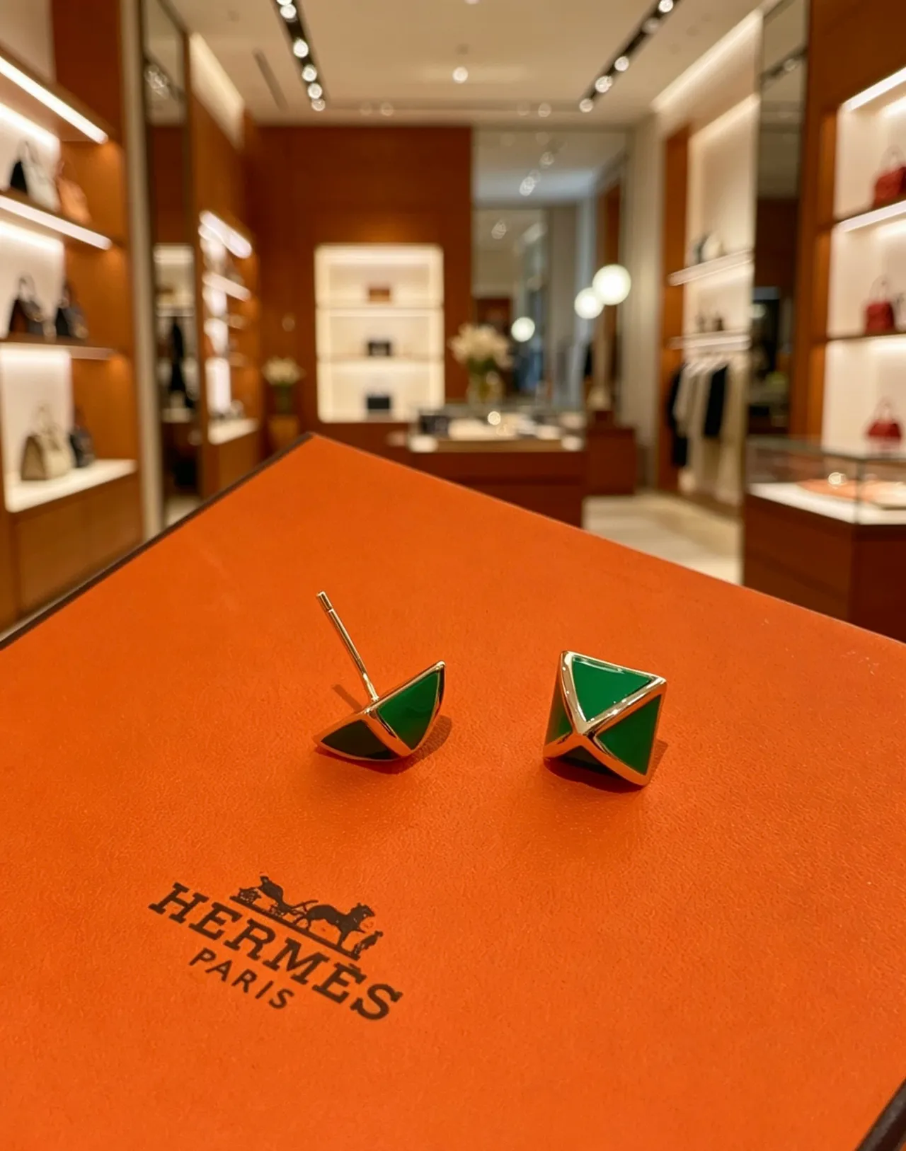 Hermès Green Enamel X-Frame Stud Earrings 4
