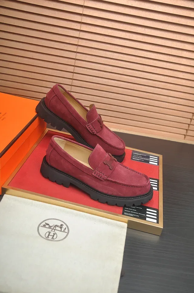 Hermès H-Buckle Loafer Bourguignon Noir Daim Supérieur Hardware Loafer 4