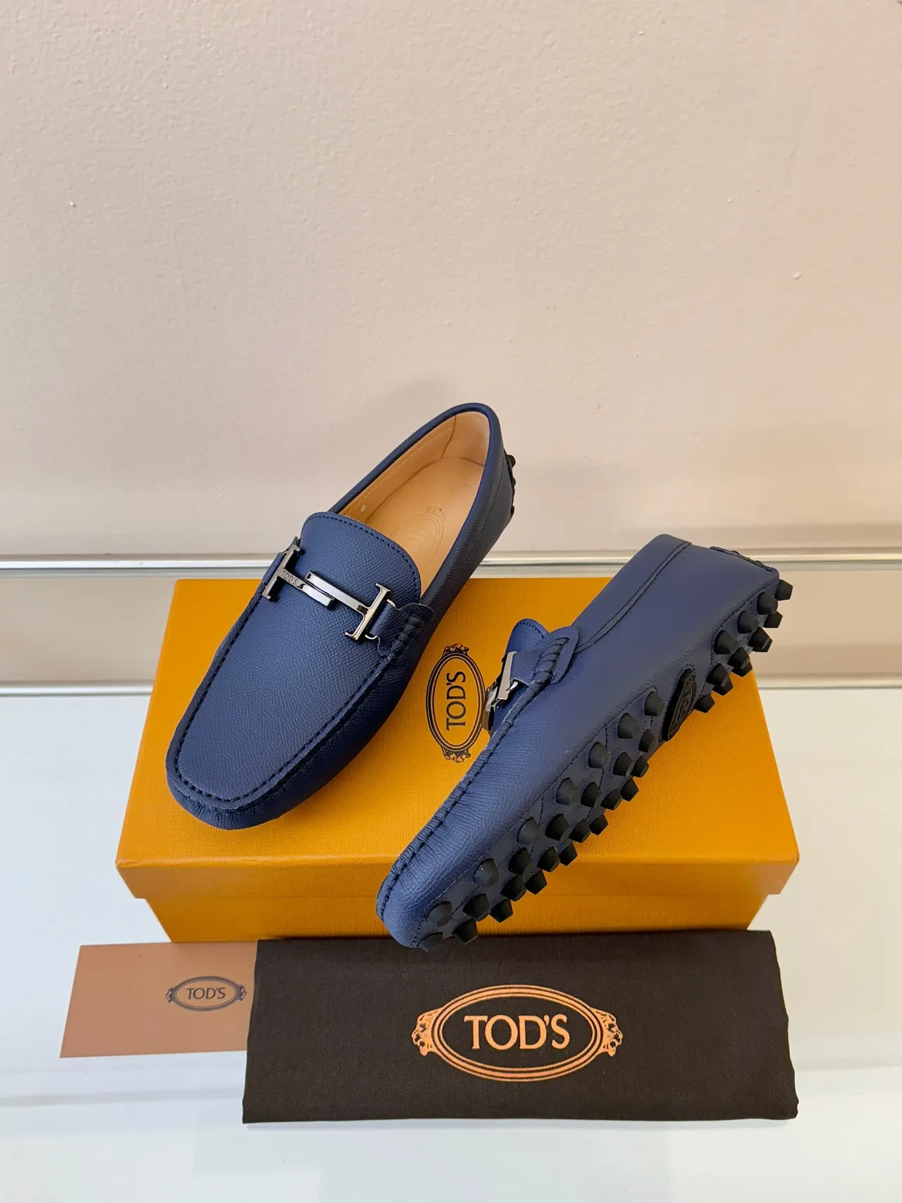Hermès H Loafer Mocassin Cuir Grainé Bleu Marine 2