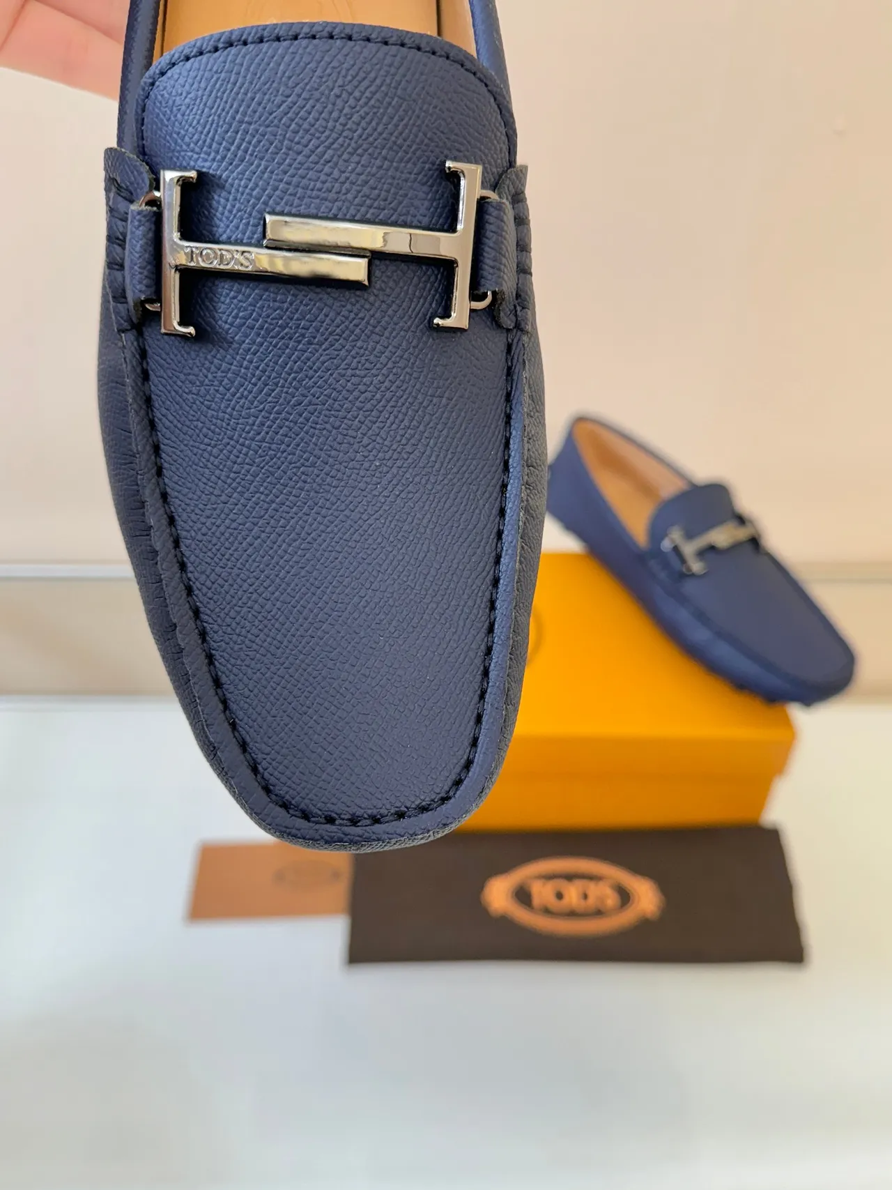 Hermès H Loafer Mocassin Cuir Grainé Bleu Marine 3