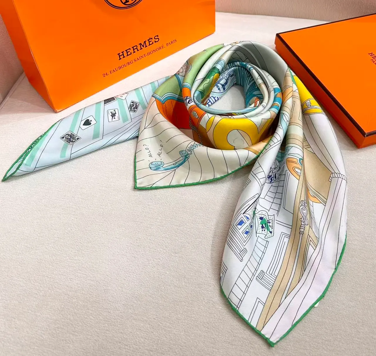 Hermès Hermès Scope Escena Ilustrada Interior Pañuelo de Seda 5