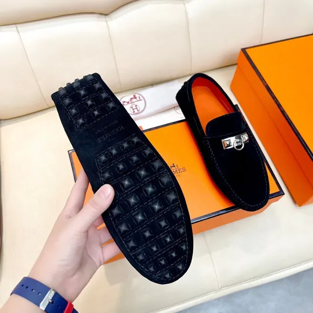 Hermès Oran Mocasines de Ante Negro con Horsebit 3