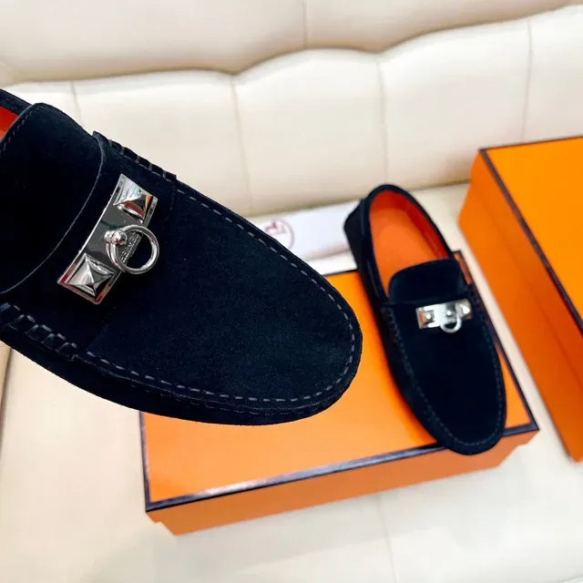 Hermès Oran Mocasines de Ante Negro con Horsebit 4