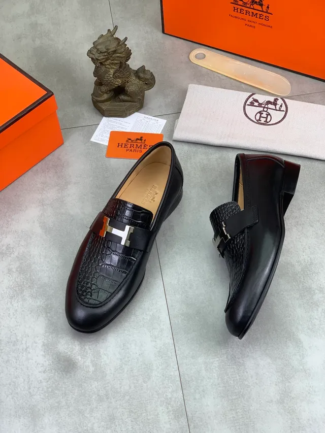 Hermès Oran loafer cuir noir embossé crocodile H-Buckle loafer 5