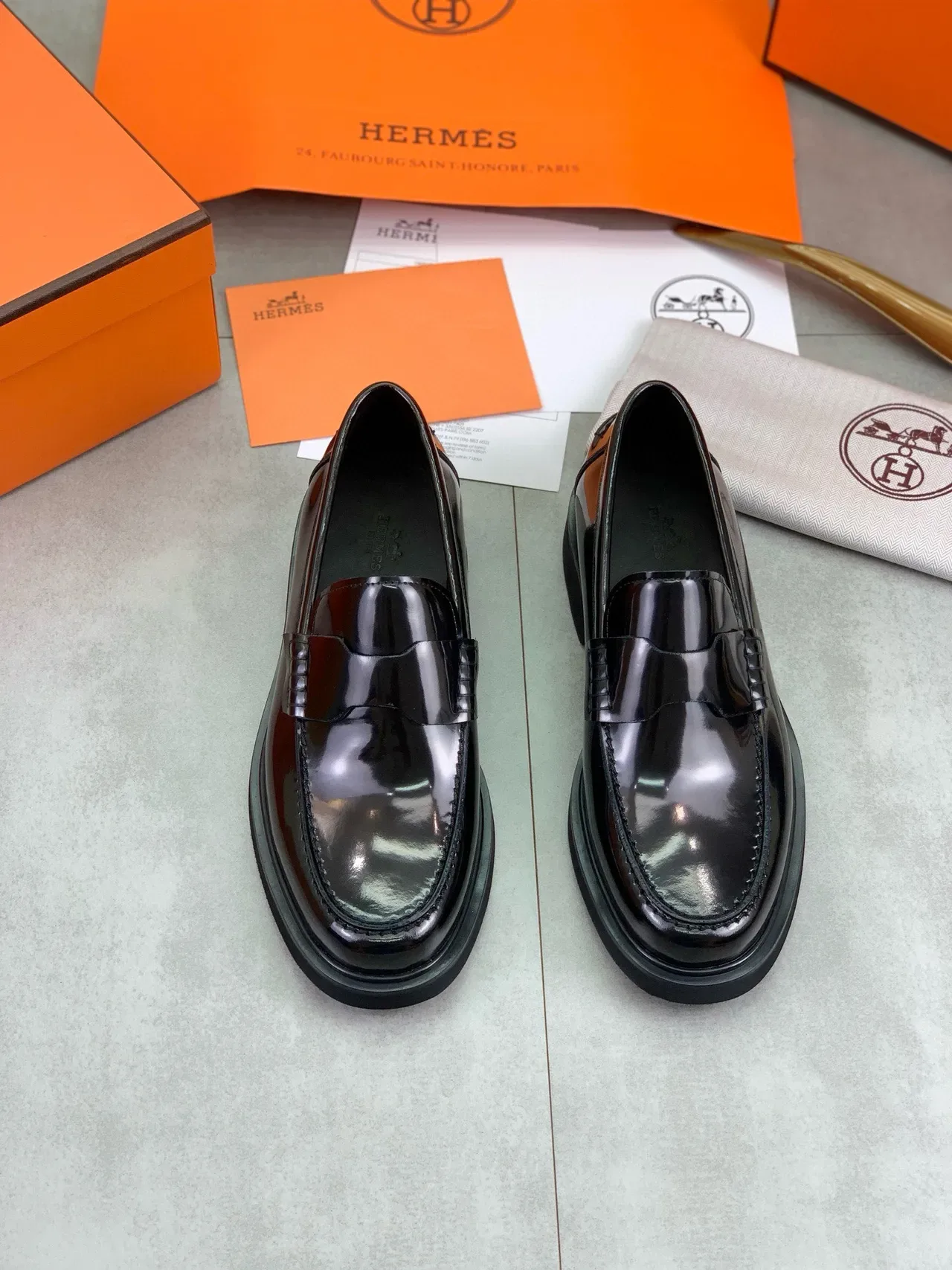 Hermès Oran Loafer Cuir Verni Noir 5