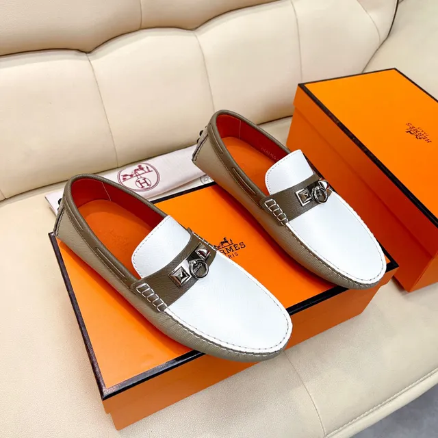 Hermès Oran Loafer White and Olive Green Leather Loafers 9