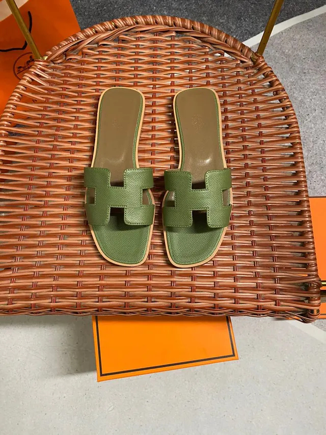 Hermès Oran Slide Olive Green Textured Leather Slippers 6