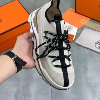 Hermès Oran Sneaker Bege e Preto Chunky Sneakers