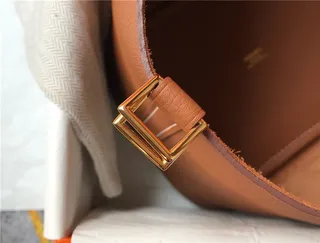 Hermès Picotin Lock Taupe Pebbled Leather Bucket Bag 4