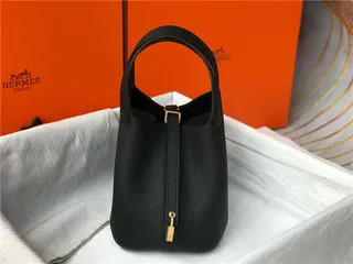 Hermès Picotin Lock Taupe Pebbled Leather Bucket Bag 15