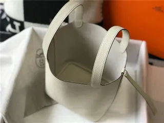 Hermès Picotin Lock Taupe Pebbled Leather Bucket Bag 19