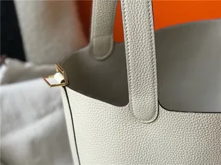 Hermès Picotin Lock Taupe Pebbled Leather Bucket Bag 21