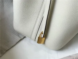 Hermès Picotin Lock Taupe Pebbled Leather Bucket Bag 23