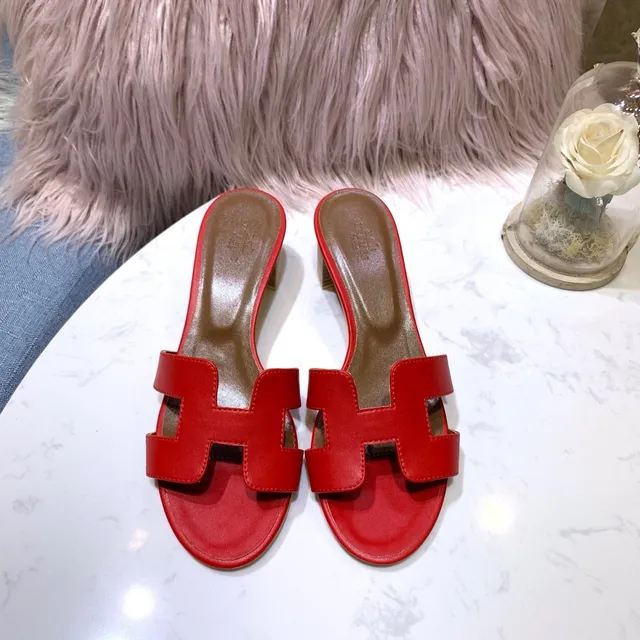 Hermès Red Brown H-Strap Leather Slippers 2