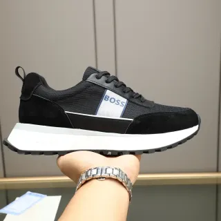 Hugo Boss Tênis Lifestyle com parte superior em camurça e mesh, solado com plataforma e meio, preto e branco