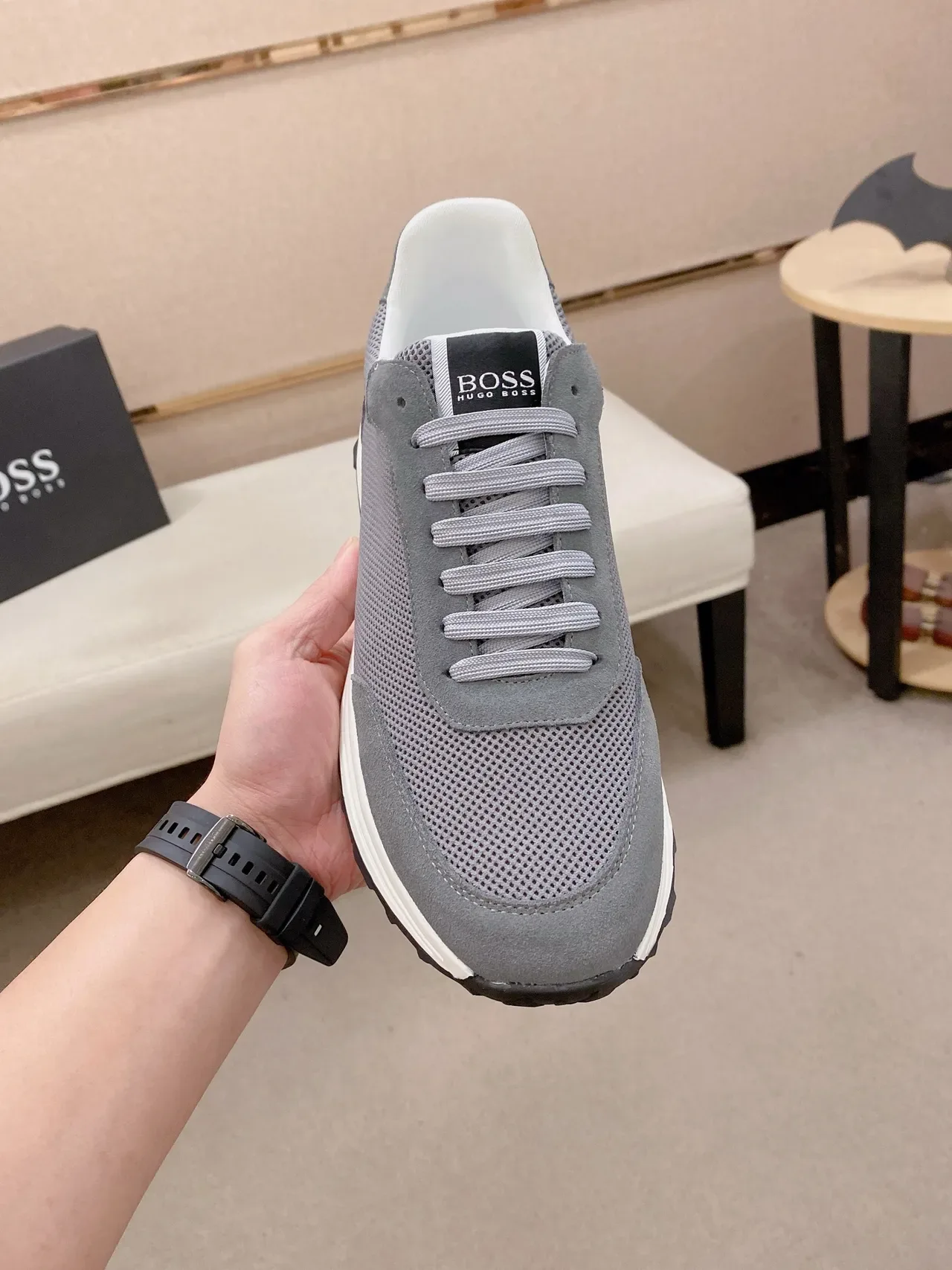 Hugo Boss Tênis Lifestyle de Plataforma em Suede e Mesh Cinza 2