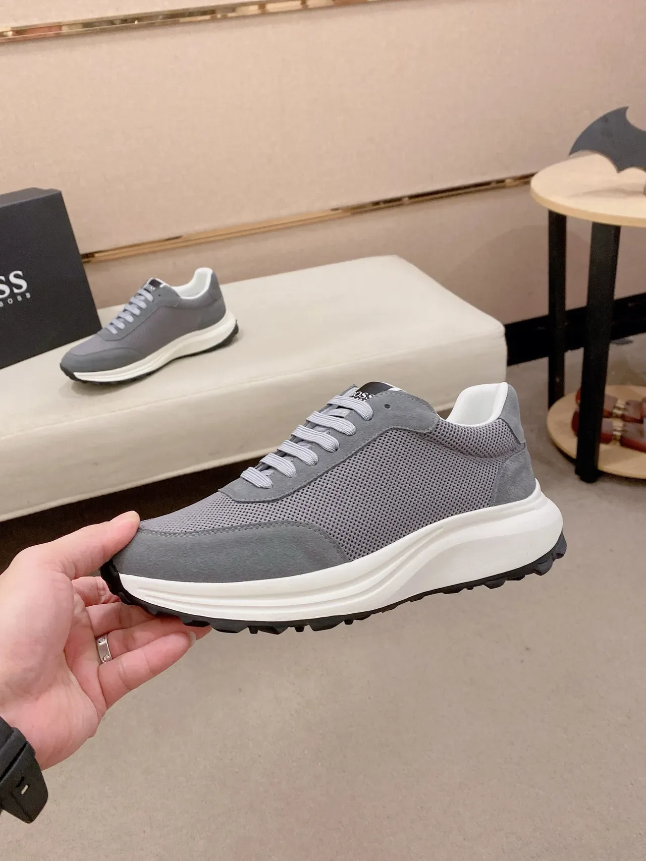 Hugo Boss Tênis Lifestyle de Plataforma em Suede e Mesh Cinza 3