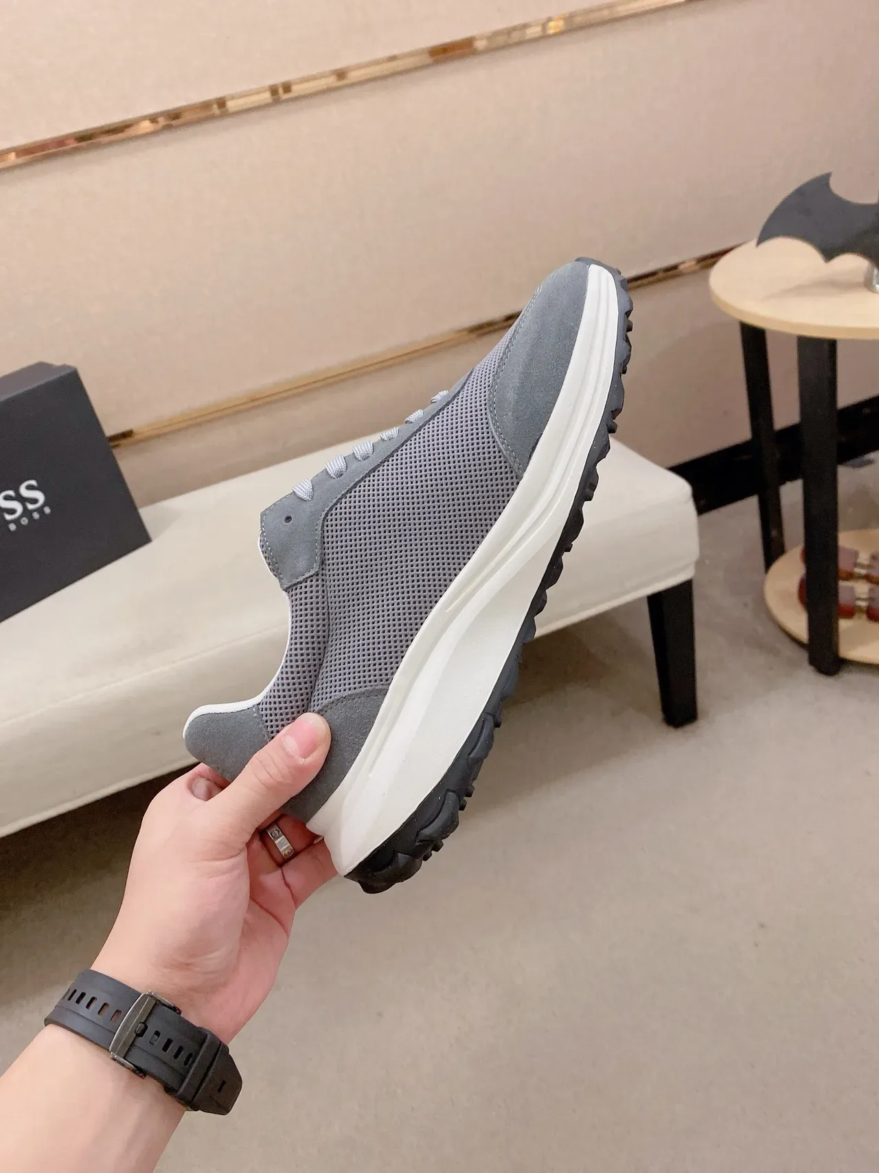 Hugo Boss Tênis Lifestyle de Plataforma em Suede e Mesh Cinza 5