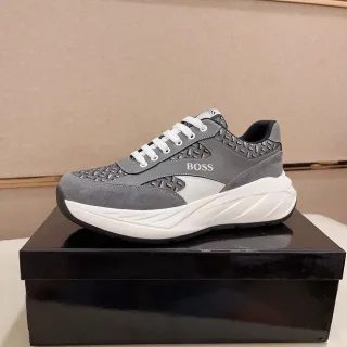 Hugo Boss sapatilhas chunky cinza e branco com monograma em malha e overlays de camurça