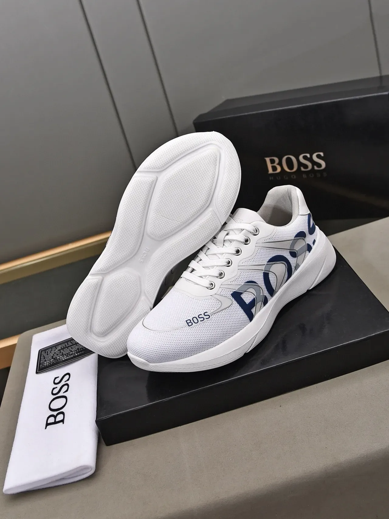 Hugo Boss Logo Print White and Navy Lifestyle Sneakers 7