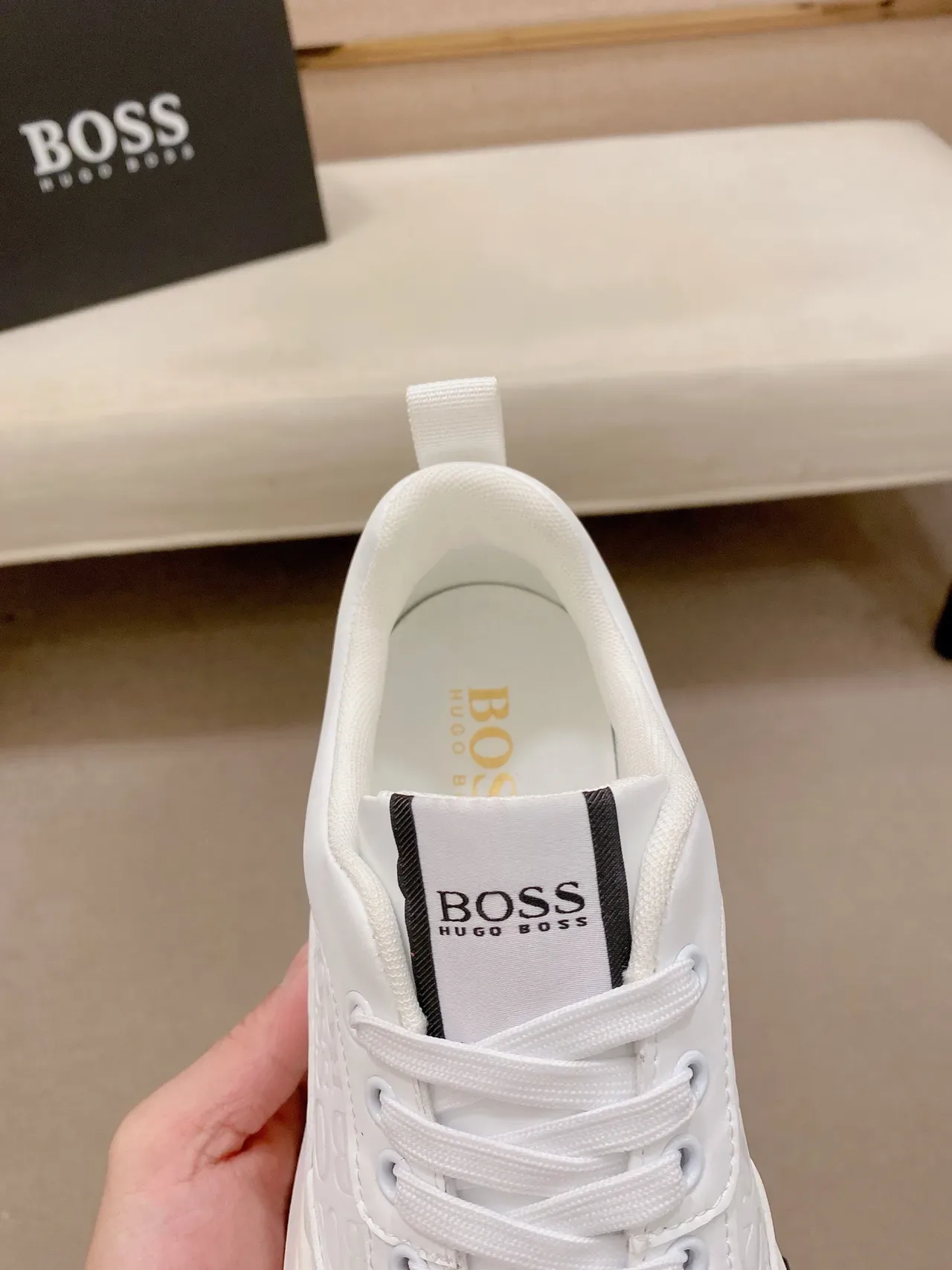 Hugo Boss Blanc Noir Monogramme Embossé Chunky Sculpted Semelle Lifestyle Sneakers 6