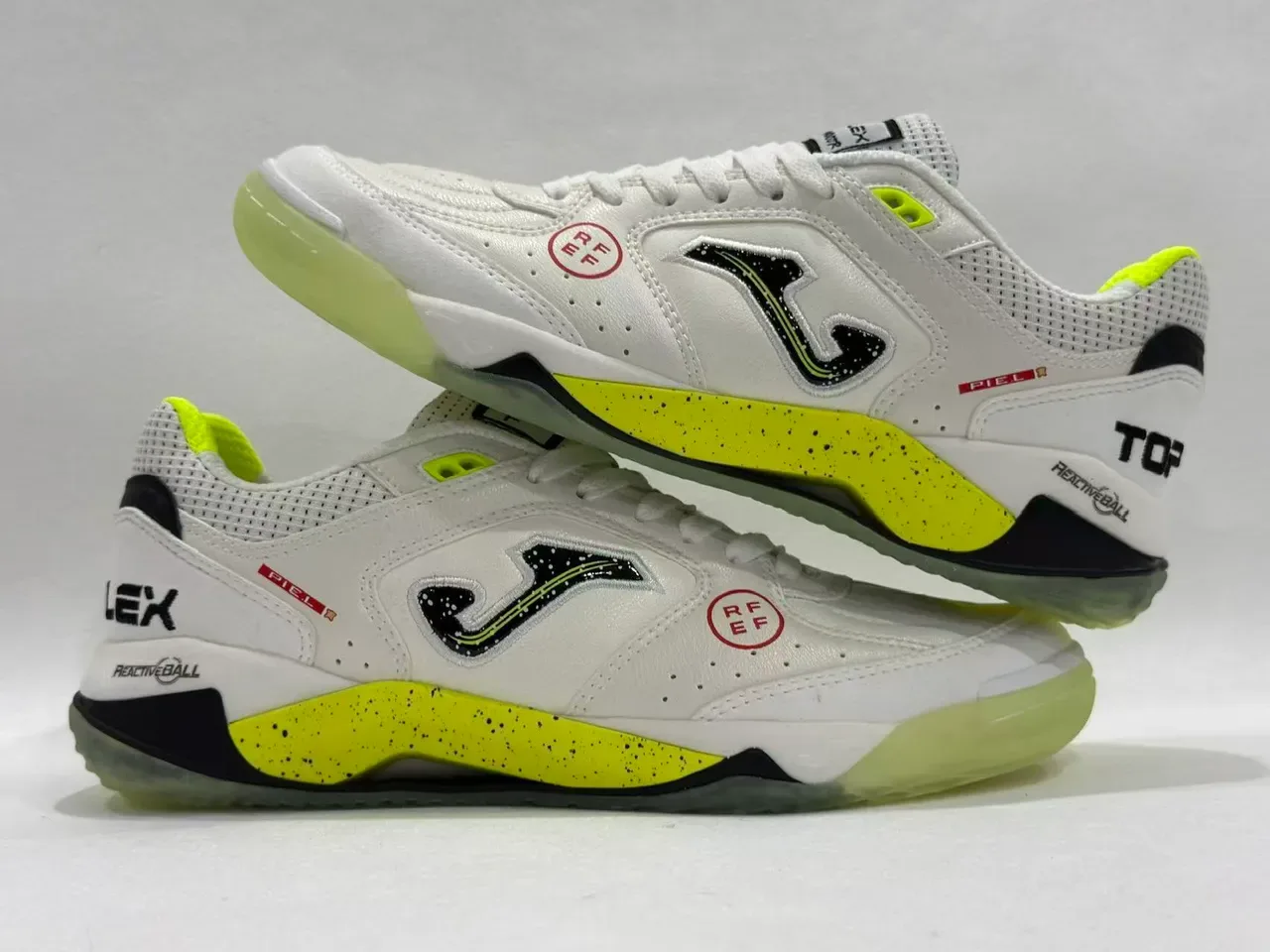 Joma White Yellow Low-Top Lace-Up Perforated Mesh Upper Sneakers 8