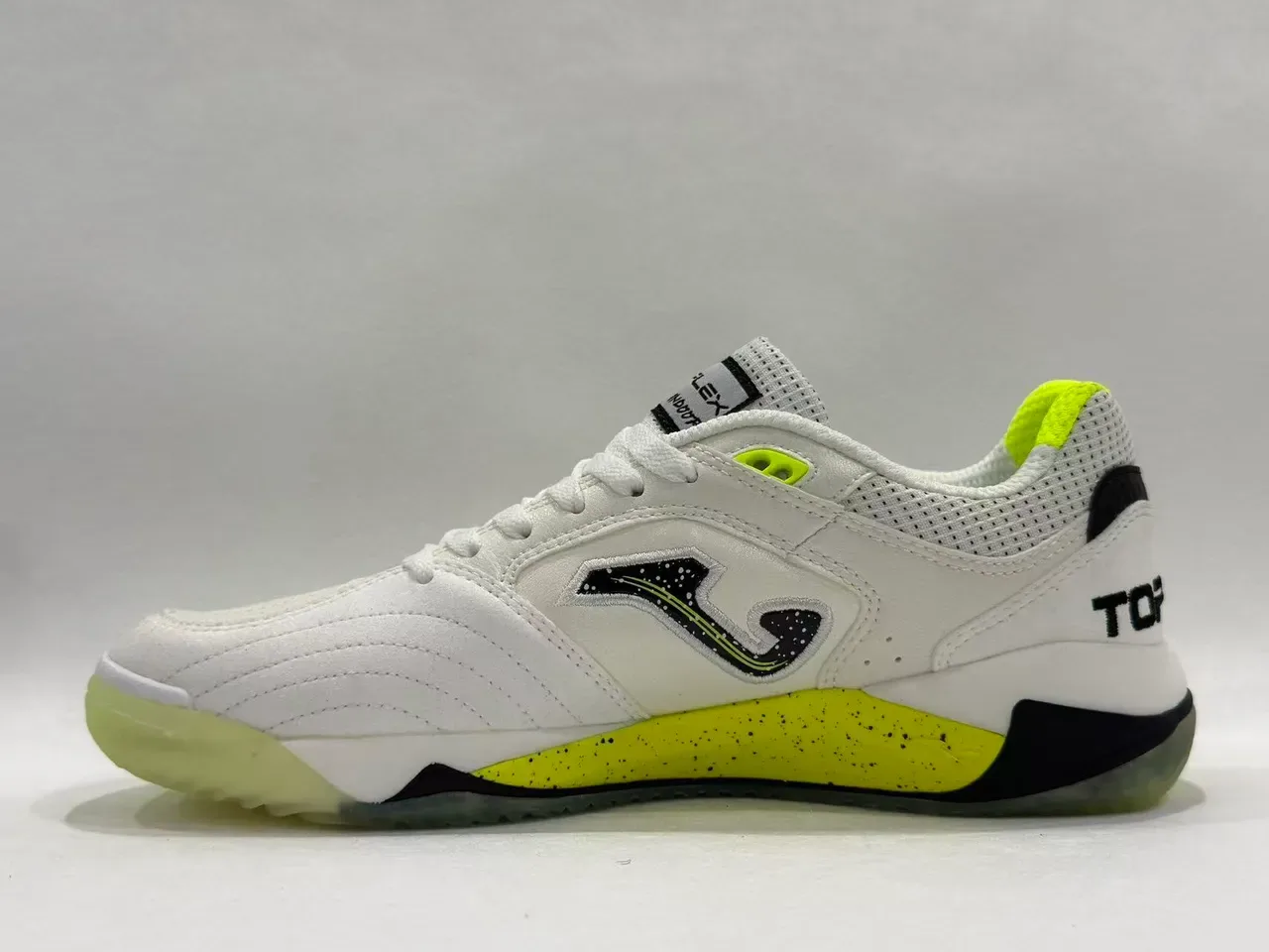 Joma White Yellow Low-Top Lace-Up Perforated Mesh Upper Sneakers 15