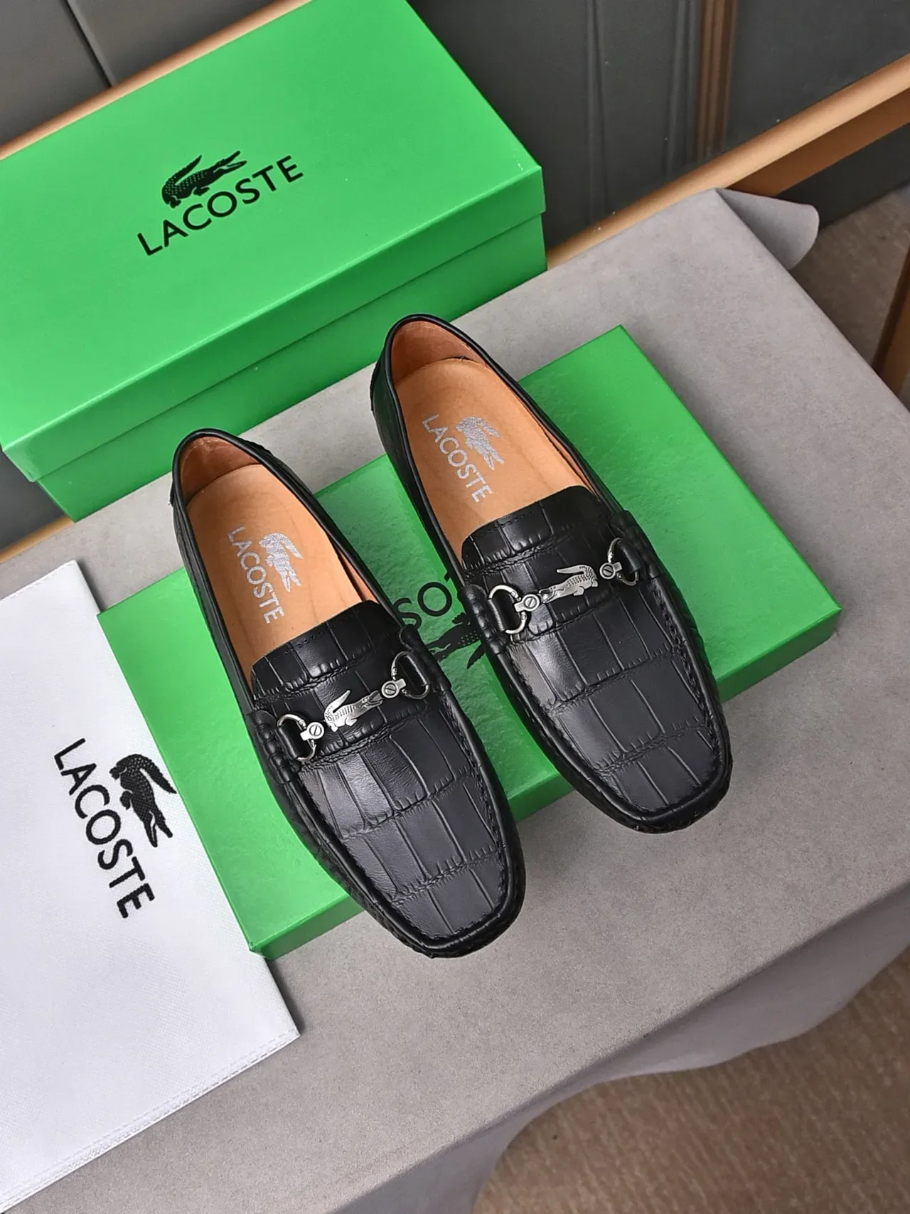 Lacoste Horsebit Loafer Mocassins Noirs en Cuir avec Embossage Crocodile 3