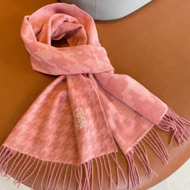 Loeve Anagram Monogram Rose Cachemire Écharpe 9