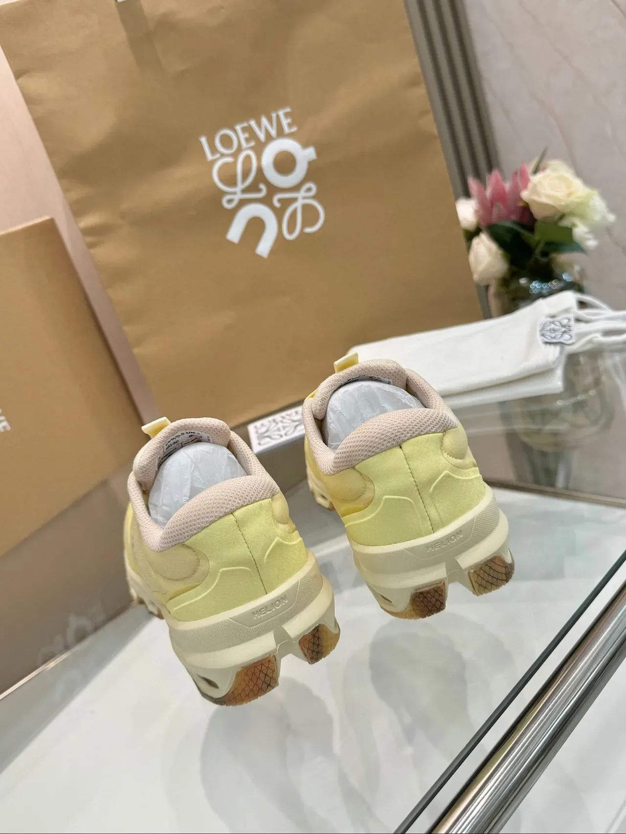 Loewe Flow Runner 2.0 Jaune Pâle Chaussures Lifestyle 4