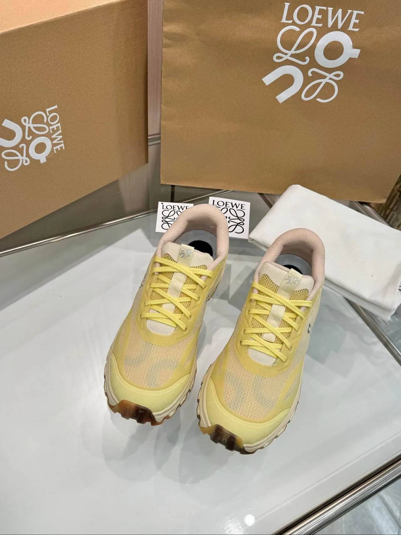 Loewe Flow Runner 2.0 Jaune Pâle Chaussures Lifestyle 9